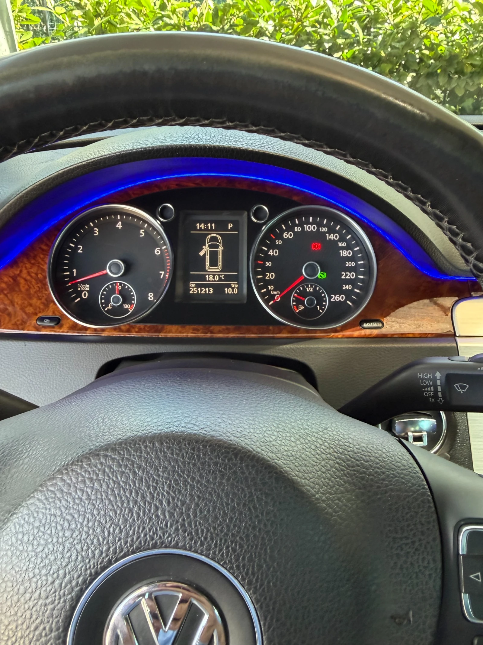 VW Passat 3.2 VR6 4Motion Highline Заводски "Sleeper", снимка 12 - Автомобили и джипове - 54257532