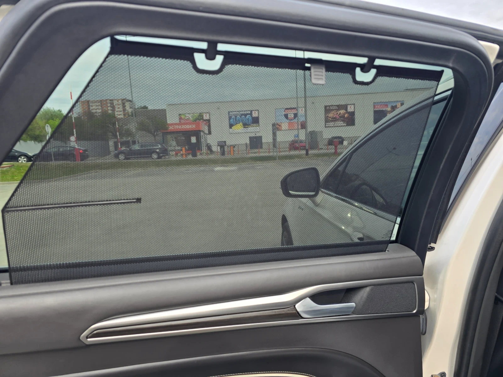 Ford Mondeo Facelift Vignale Edition , снимка 14 - Автомобили и джипове - 54359898