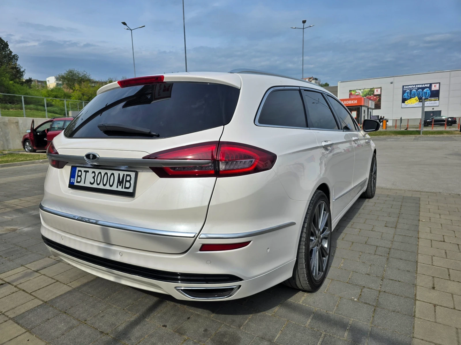 Ford Mondeo Facelift Vignale Edition , снимка 4 - Автомобили и джипове - 54359898