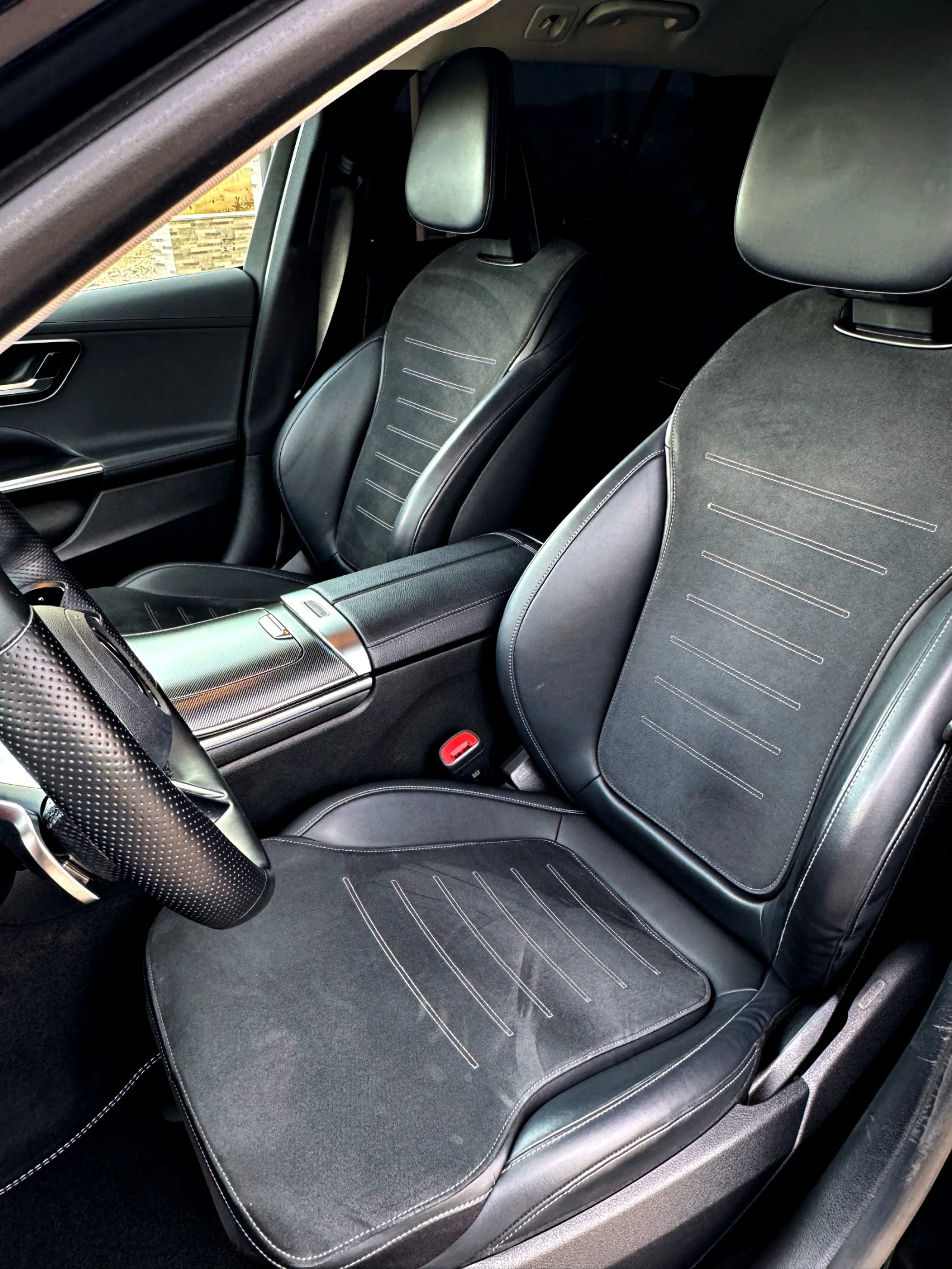 Mercedes-Benz C 220 AMG Line/Digital Light/360/Burmeister/Ambient, снимка 9 - Автомобили и джипове - 54512497