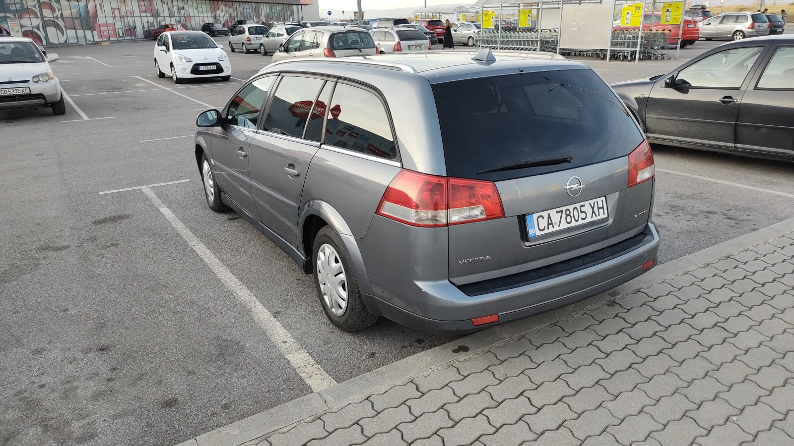 Opel Vectra 1.9 CDTI, снимка 3 - Автомобили и джипове - 54571587