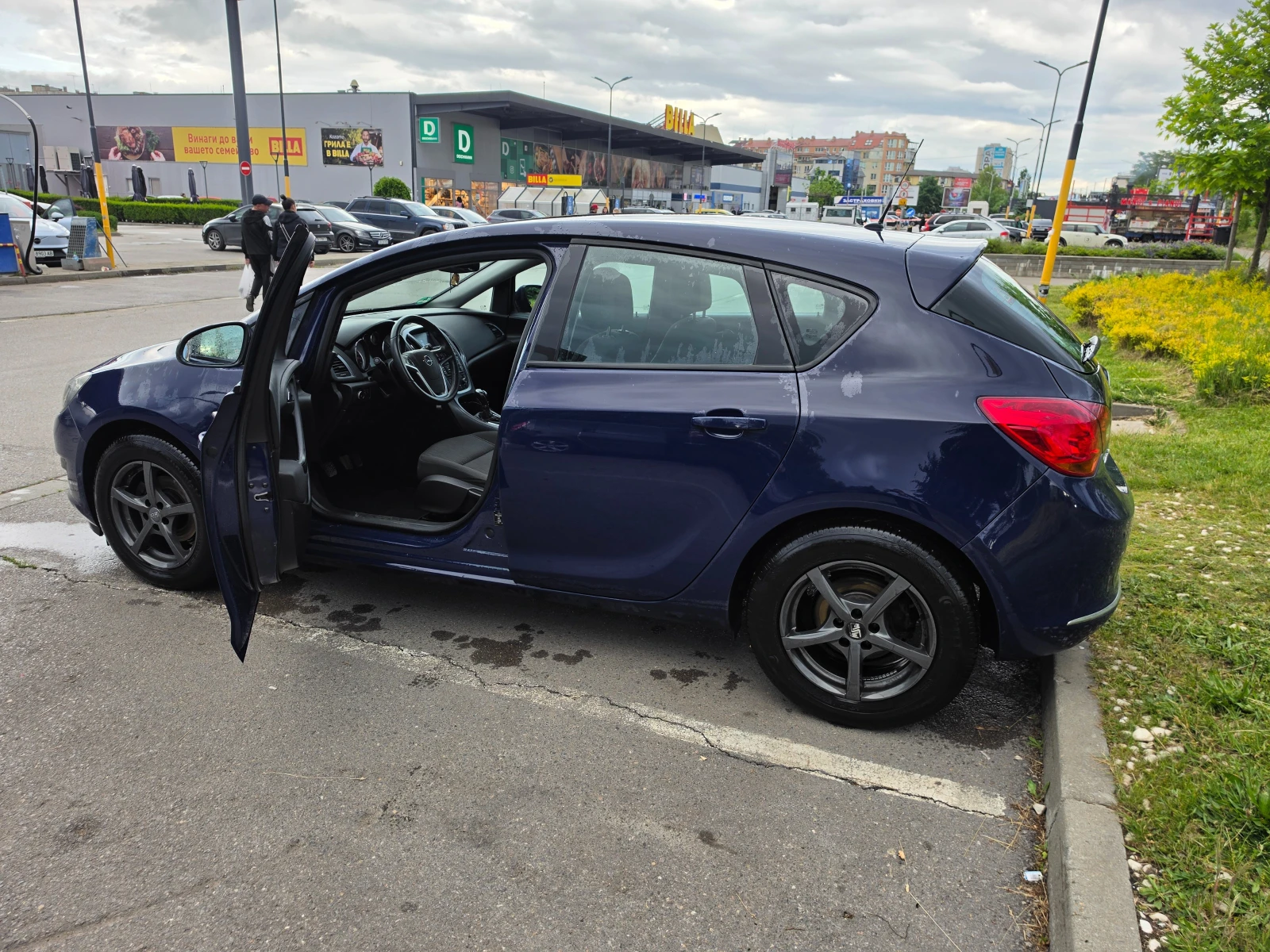 Opel Astra J / LPG, снимка 3 - Автомобили и джипове - 54655419