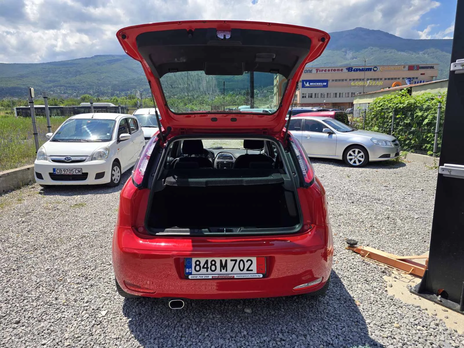 Fiat Punto 1.4 EVO TURBO SPORT ГАЗ, снимка 7 - Автомобили и джипове - 54833791
