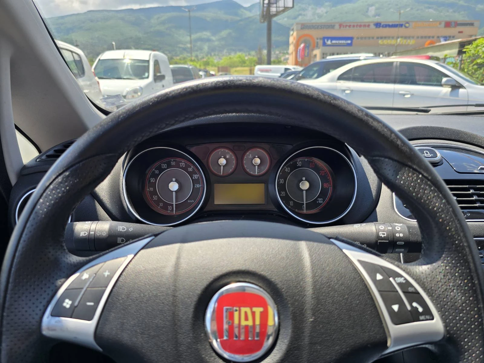 Fiat Punto 1.4 EVO TURBO SPORT ГАЗ, снимка 13 - Автомобили и джипове - 54833791