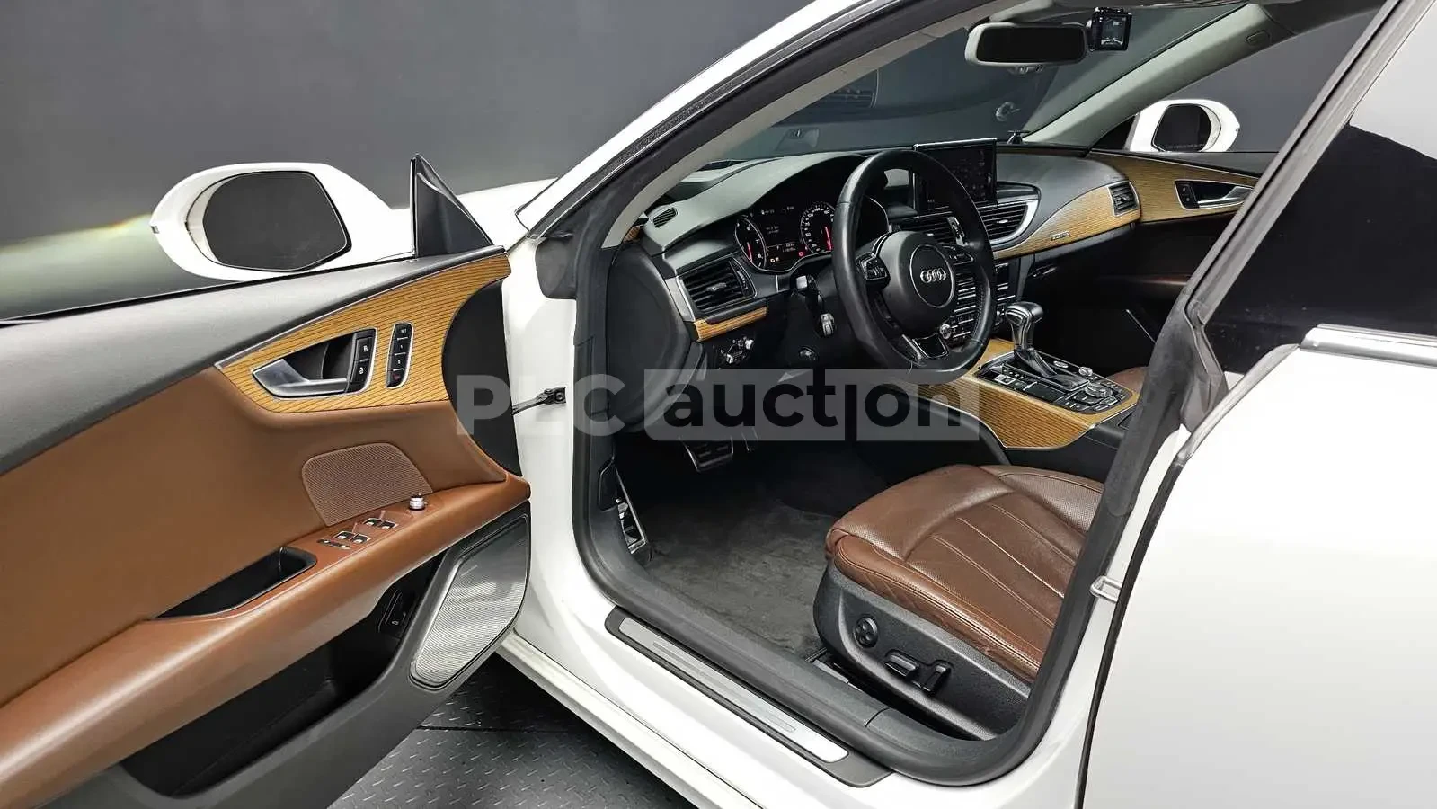 Audi A7 3.0TFSI PRESTIGE S-LINE/ PANO/ОБДУХ/ДИСТРОНИК!, снимка 8 - Автомобили и джипове - 55166672