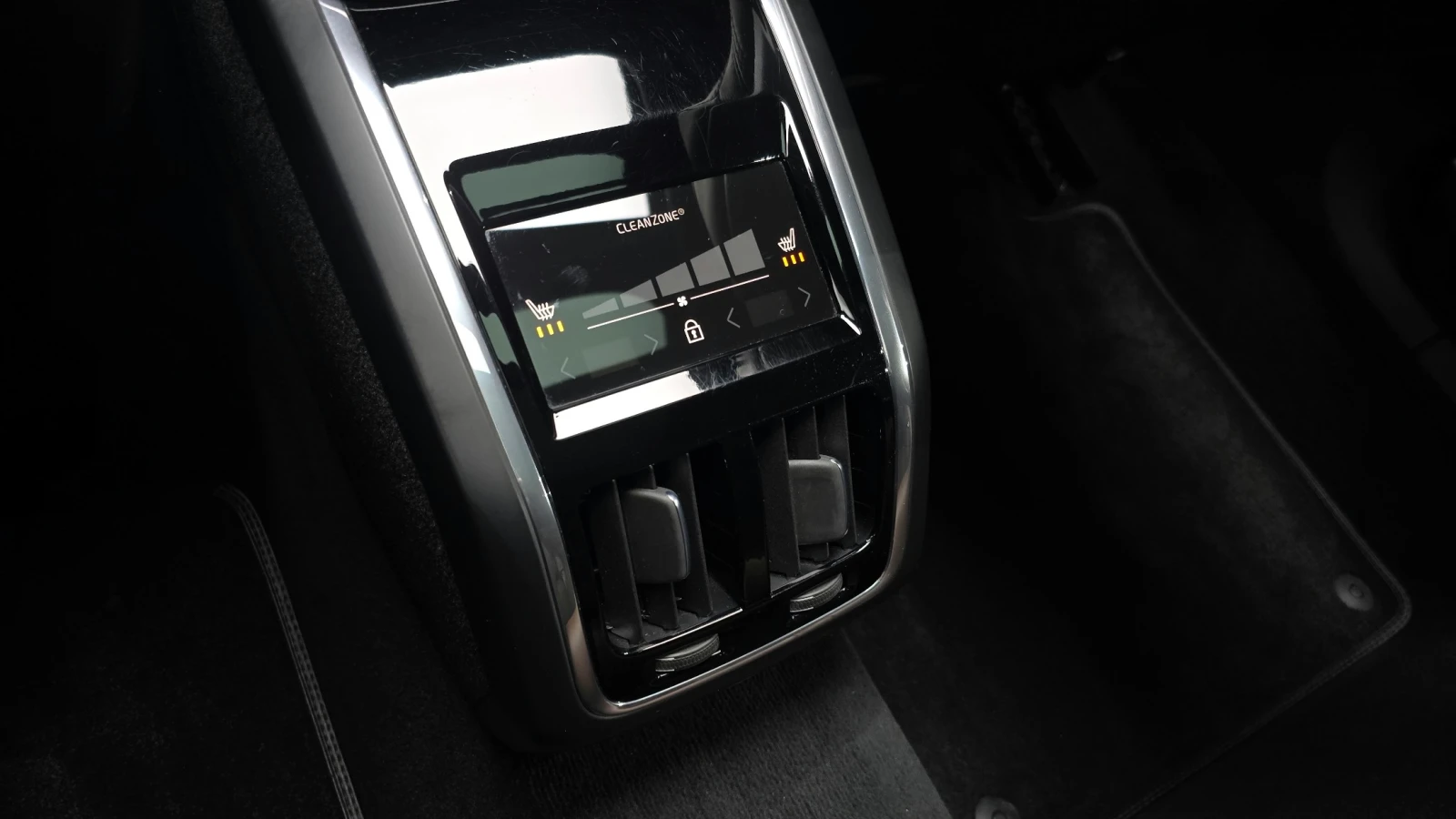 Volvo S90 INSCRIPTION| HUD| BOWERS&WILKINS| HUD| 360| 2 K��� | Mobile.bg � ����������� 16