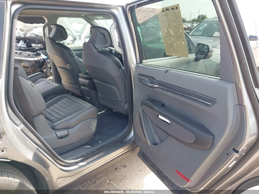 Kia EV9 Land, снимка 8 - Автомобили и джипове - 55452369