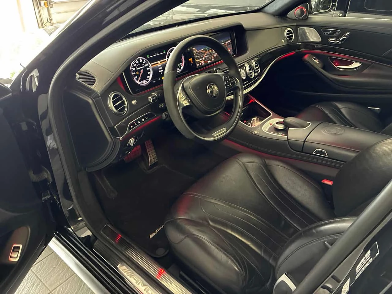 Mercedes-Benz S 63 AMG * CARFAX * ОПЦИЯ ЗА ФИНАНСИРАНЕ, снимка 7 - Автомобили и джипове - 55468854
