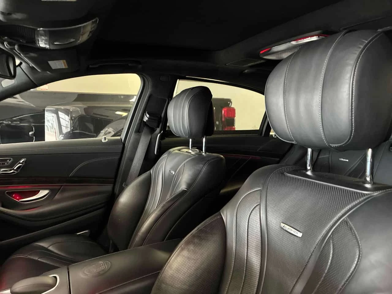Mercedes-Benz S 63 AMG * CARFAX * ОПЦИЯ ЗА ФИНАНСИРАНЕ, снимка 11 - Автомобили и джипове - 55468854