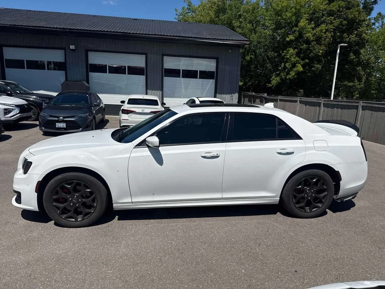 Chrysler 300c * 300S * CARFAX * ЛИЦЕНЗИРАН ДИЛЪР, снимка 2 - Автомобили и джипове - 55541449