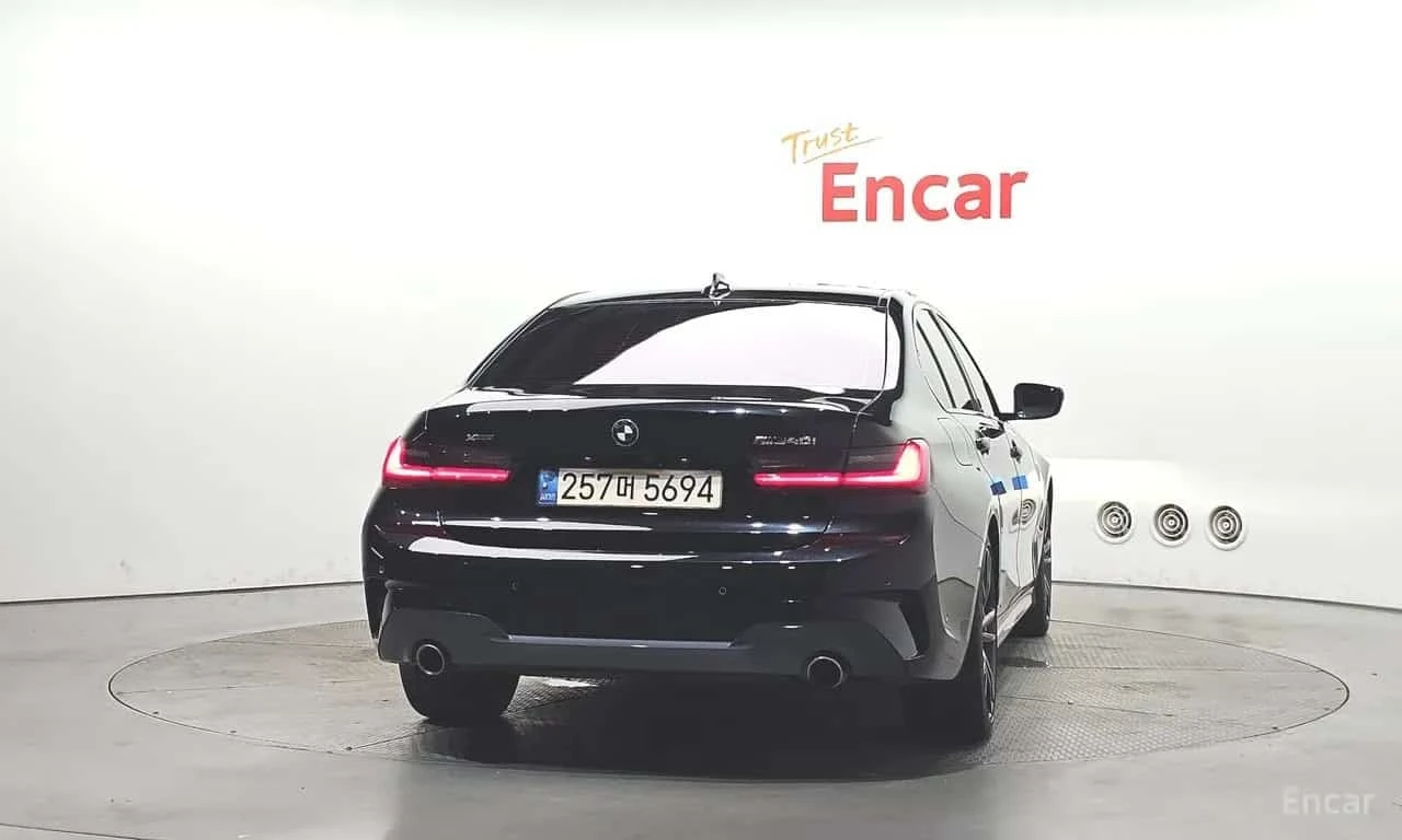 BMW 320  M Sport * АВТОКРЕДИТ БЕЗ ПЪРВОНАЧАЛНА ВНОСКА, снимка 3 - Автомобили и джипове - 56211422