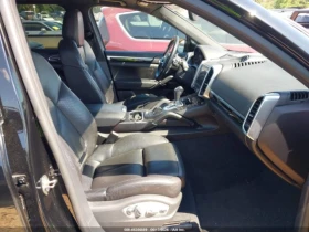 Porsche Cayenne 3.6* PLATINUM EDITION* BOSE* ПОДГРЕВ* ОБДУХВАНЕ, снимка 11