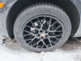 Porsche Macan AWD | ACC | PANO | 2 КЛЮЧА | CARFAX - 33100 € / 64737.97 лв. - 30304513 6