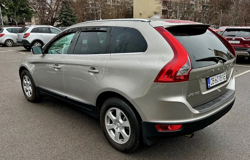 Volvo XC60 AWD - 3.2L, снимка 5 - Автомобили и джипове - 48270961