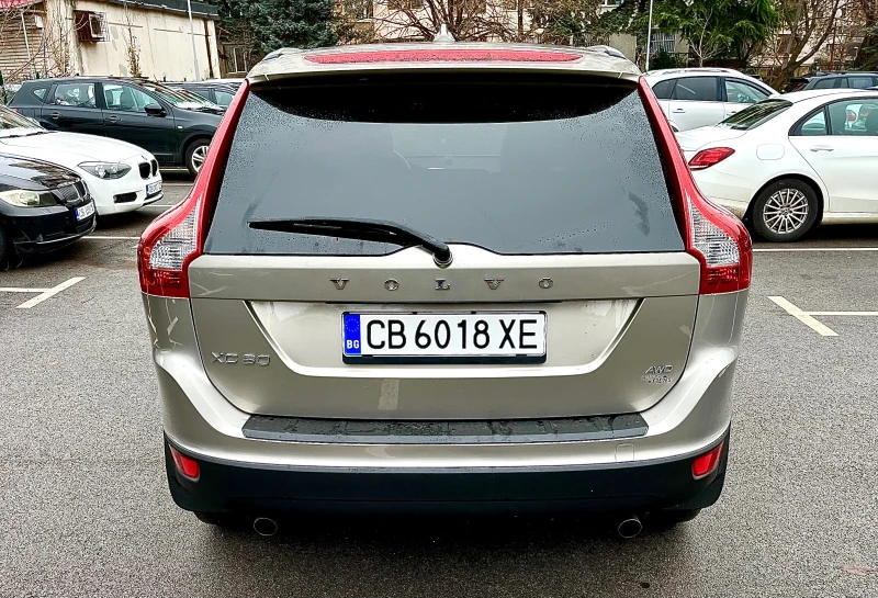 Volvo XC60 AWD - 3.2L, снимка 6 - Автомобили и джипове - 48270961