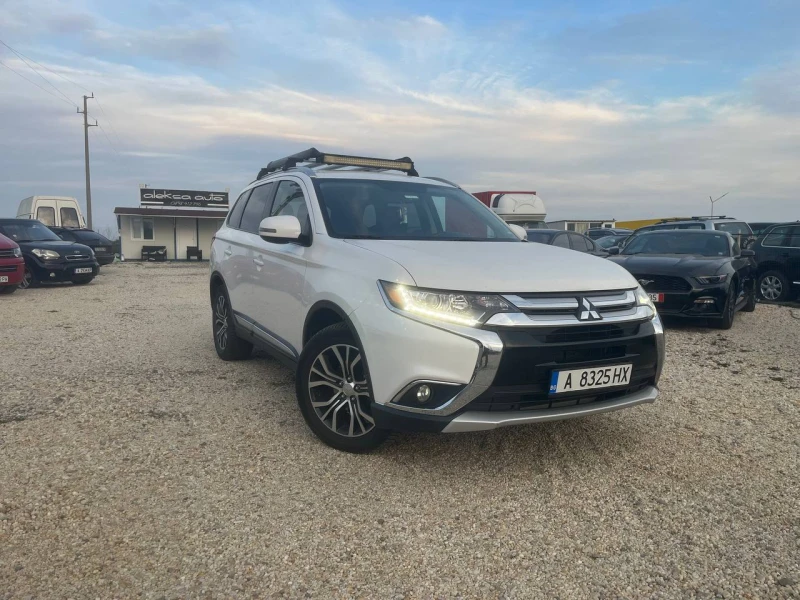 Mitsubishi Outlander, снимка 1 - Автомобили и джипове - 48428261