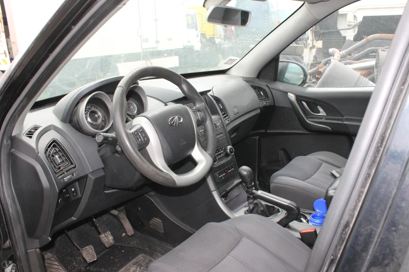 Mahindra XUV 500 ИТАЛИЯ, НА ЧАСТИ, НОВ ВНОС, снимка 7 - Автомобили и джипове - 49751333