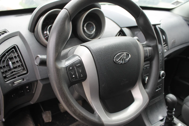 Mahindra XUV 500 ИТАЛИЯ, НА ЧАСТИ, НОВ ВНОС, снимка 9 - Автомобили и джипове - 49751333