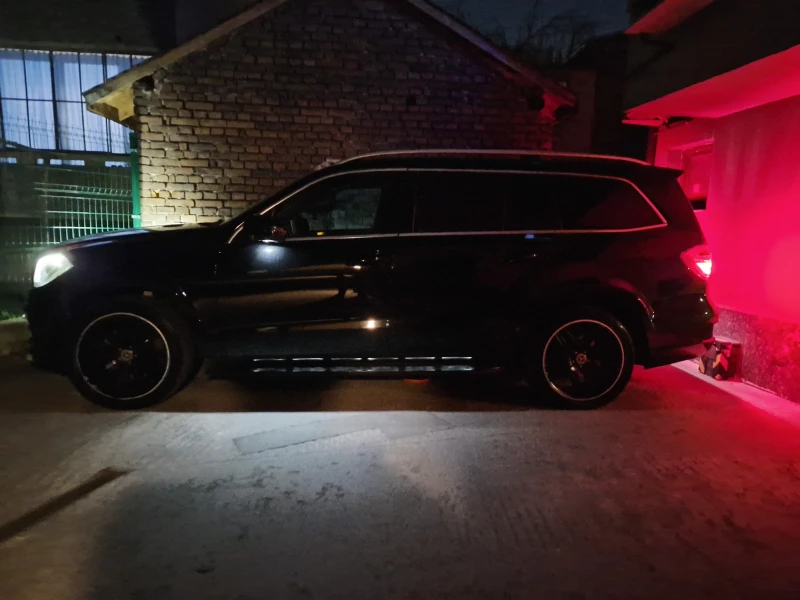 Mercedes-Benz GL 350, снимка 15 - Автомобили и джипове - 51848396