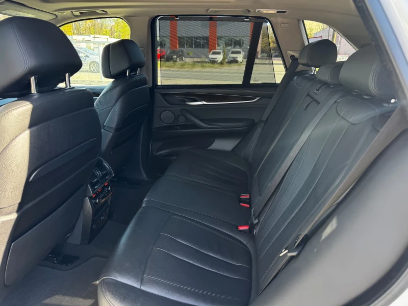 BMW X5 5.0i xDrive PANO Keyless Softclose Exclusive, снимка 12 - Автомобили и джипове - 52421865