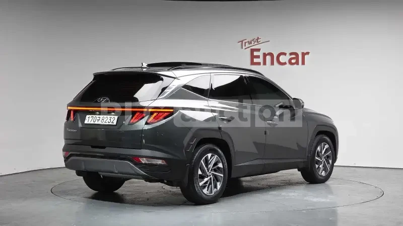 Hyundai Tucson 1.6 Hybrid| 360| DISTRONIC| ОБДУХ| ВКЛ.ТЕХНОТЕСТ, снимка 3 - Автомобили и джипове - 54682382