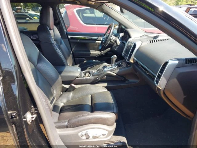 Porsche Cayenne 3.6* PLATINUM EDITION* BOSE* ПОДГРЕВ* ОБДУХВАНЕ, снимка 11 - Автомобили и джипове - 55046021