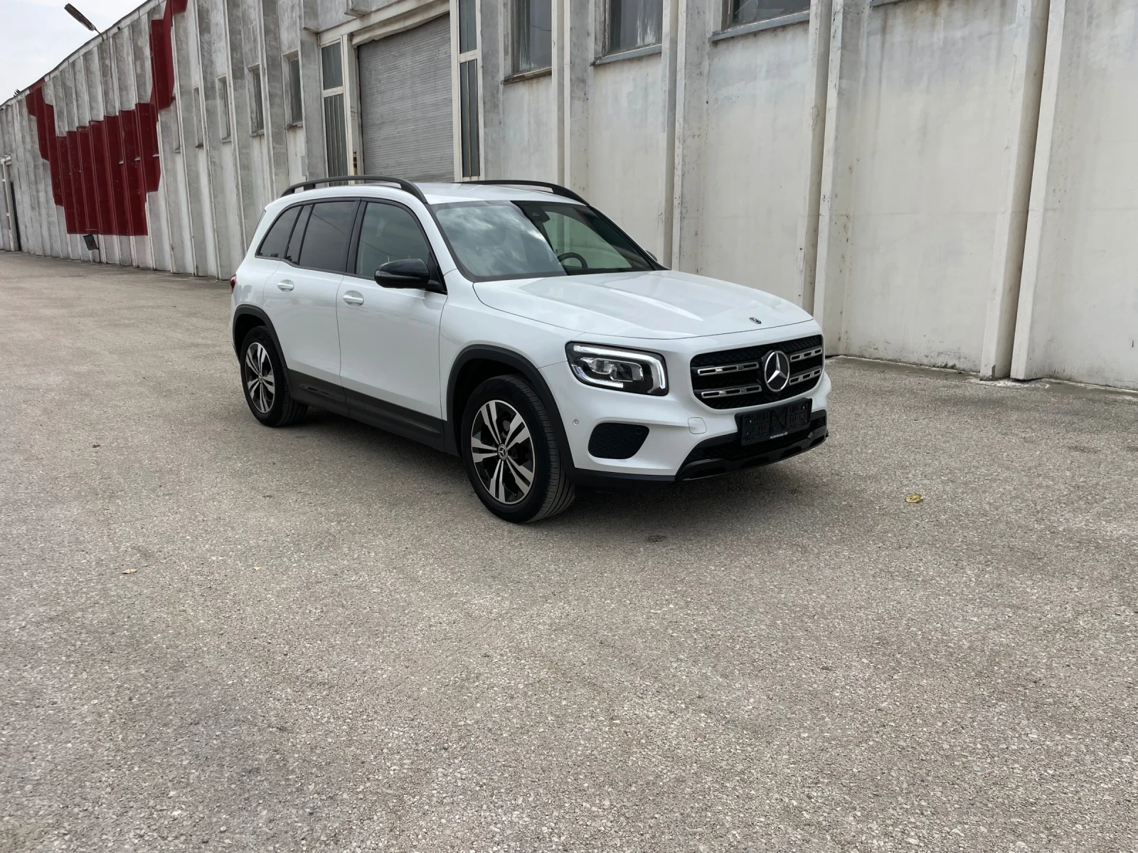 Mercedes-Benz GLB Progressive Line 220D 99000км - изображение 2