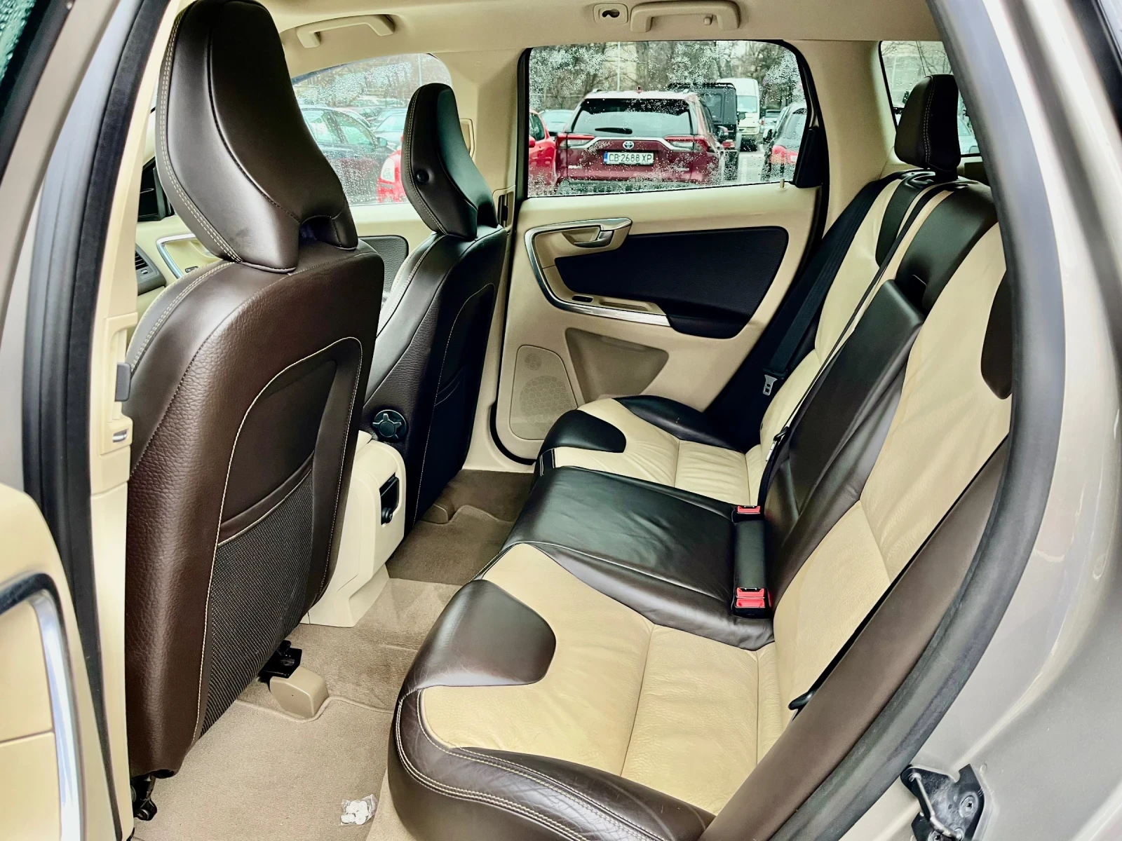 Volvo XC60 AWD - 3.2L | Mobile.bg   11