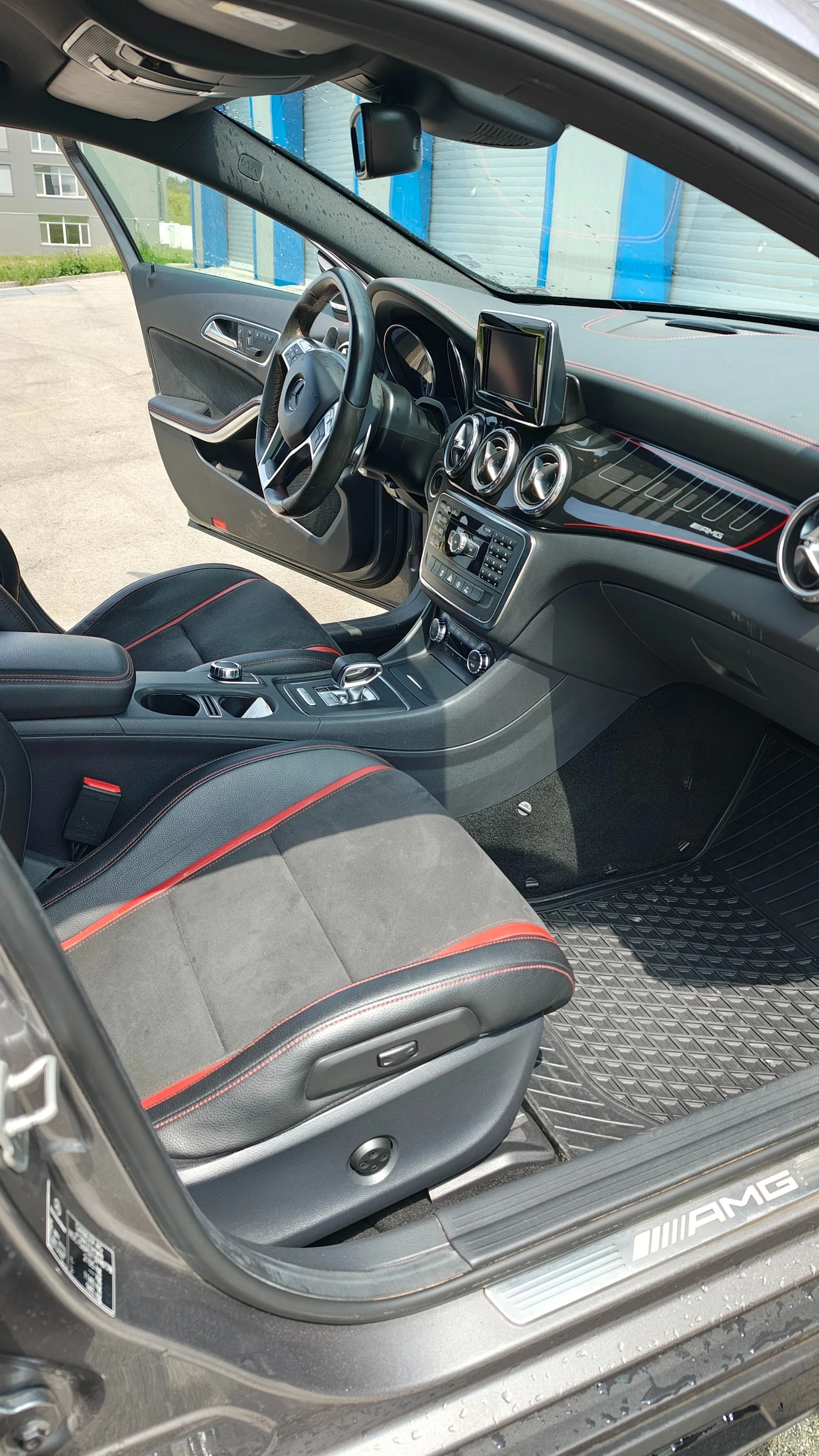 Mercedes-Benz GLA 45 AMG Renntech GLA 50RS - изображение 5