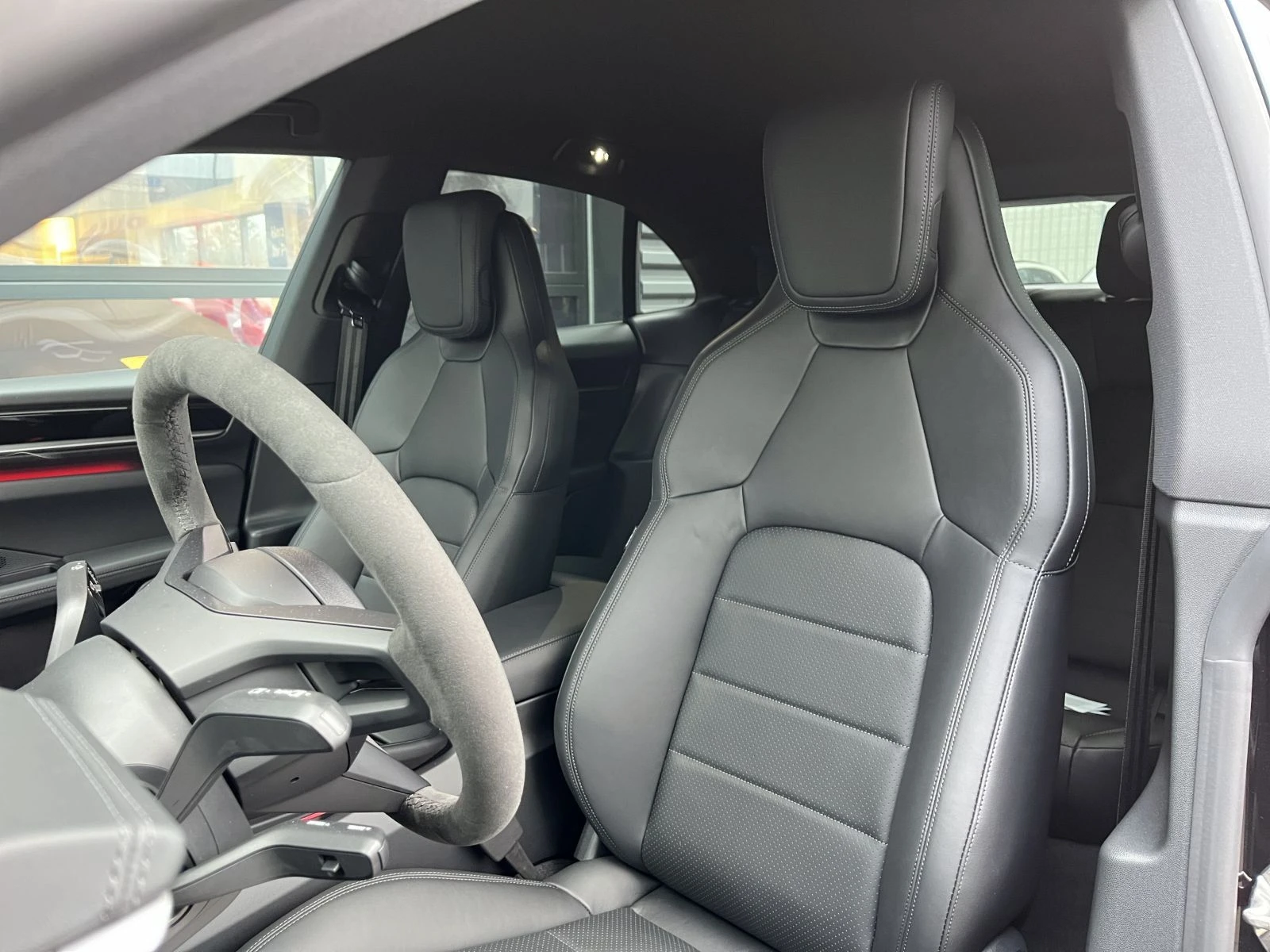 Porsche Macan 4/ ELECTRIC/ NEW MODEL/ LIFT/ 360 CAMERA/ LED/ 21/ - изображение 8