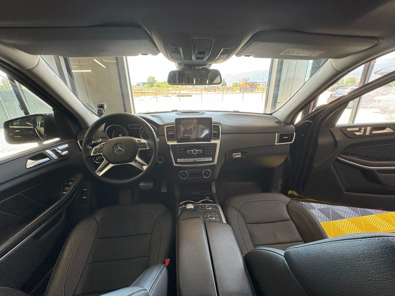 Mercedes-Benz GL 350 - изображение 8