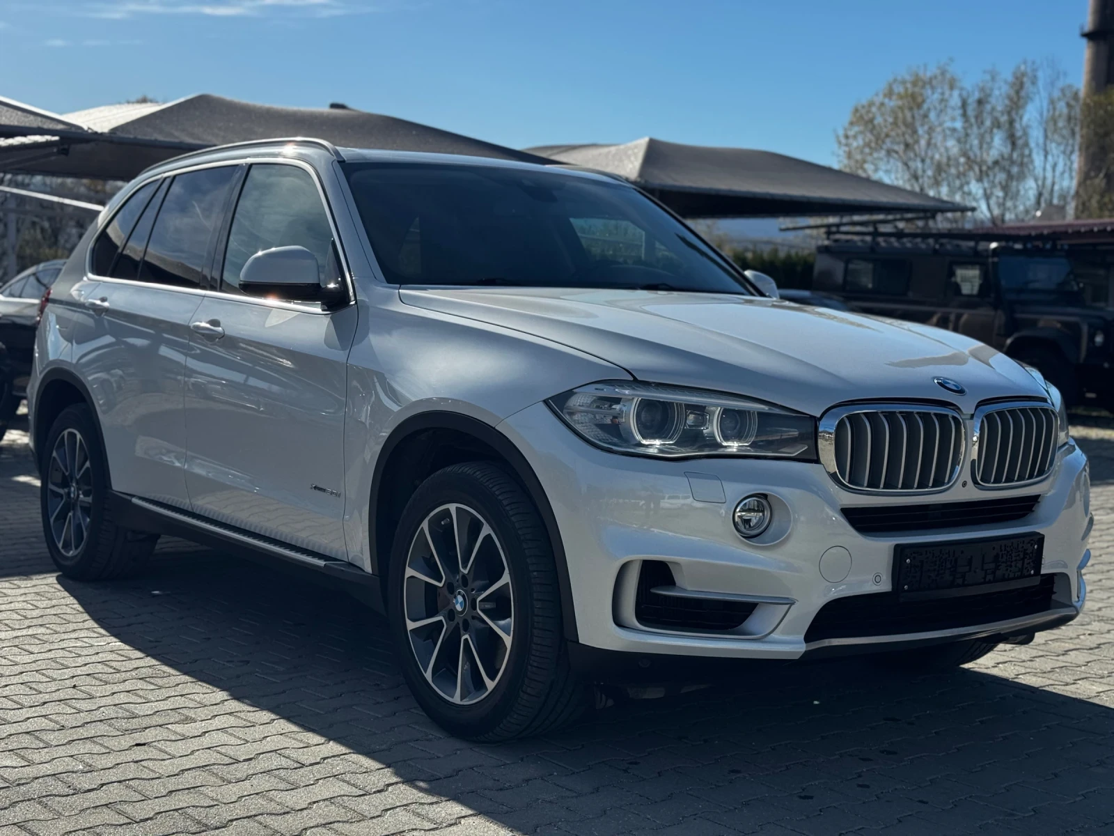BMW X5 5.0i xDrive PANO Keyless Softclose Exclusive - изображение 3
