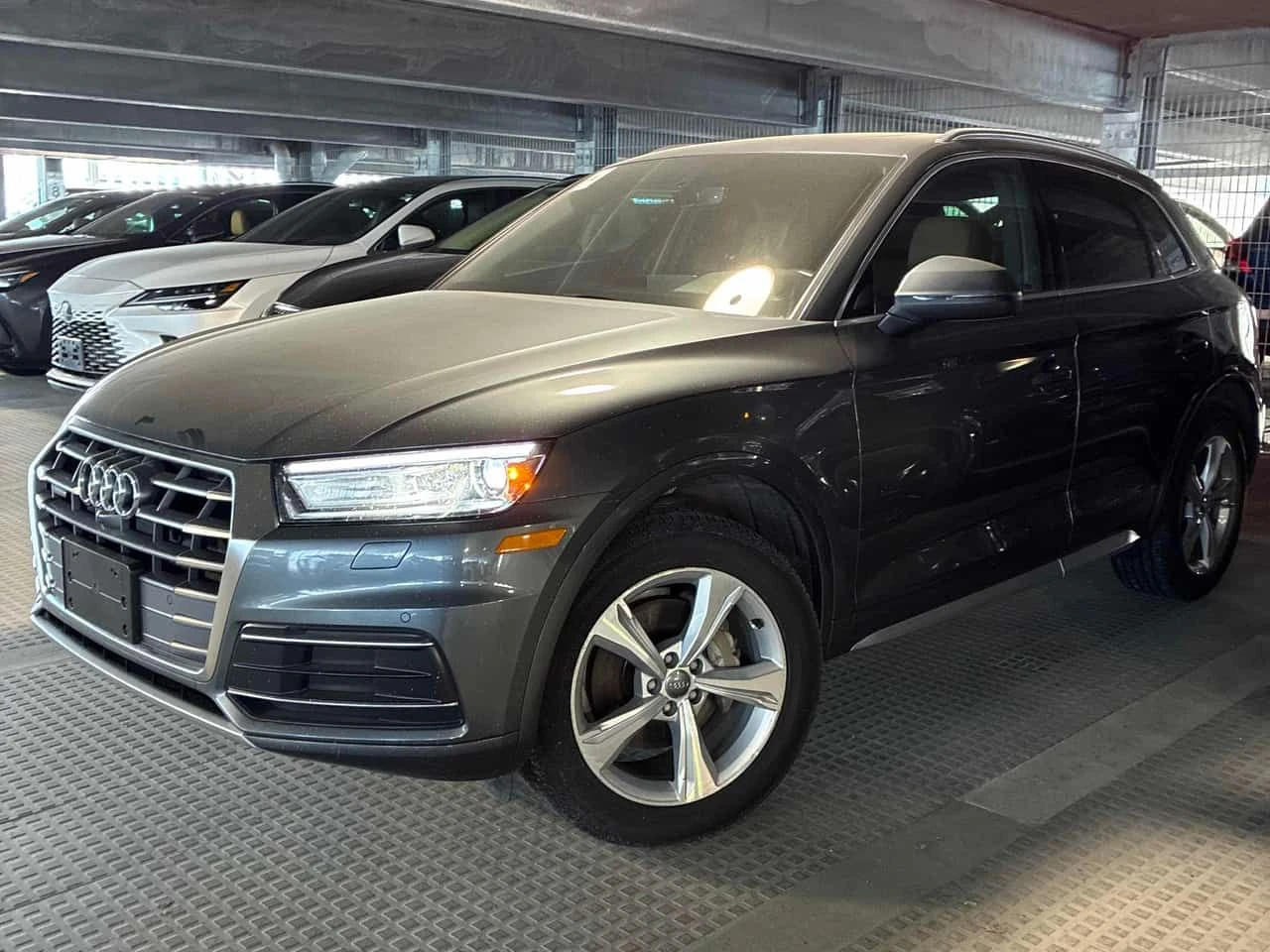 Audi Q5 * Progressiv * CARFAX * ���� �� �� | Mobile.bg � ����������� 2