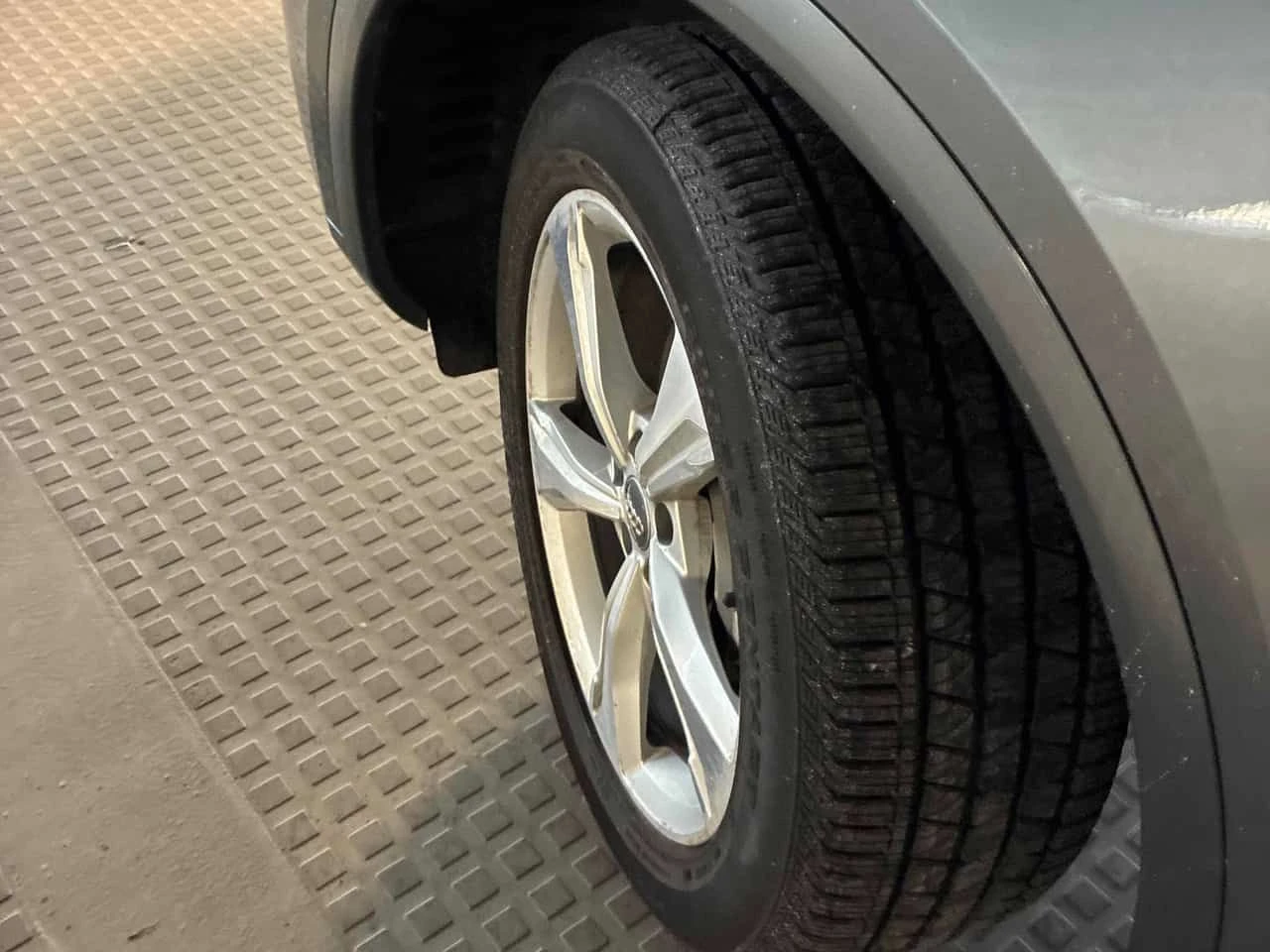 Audi Q5 * Progressiv * CARFAX * ���� �� �� | Mobile.bg � ����������� 7