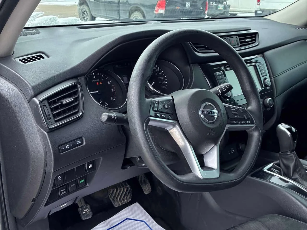 Nissan Rogue S AWD/KEYLESS/ПОДГРЕВИ, снимка 9 - Автомобили и джипове - 54079833