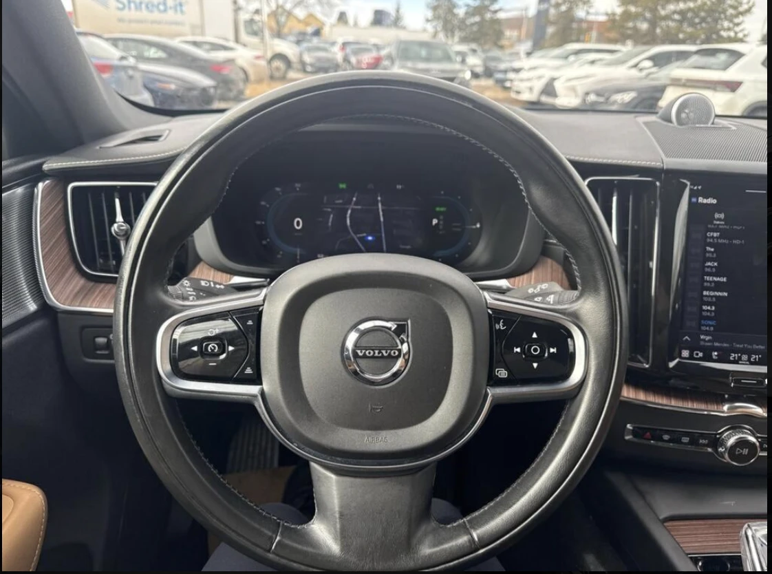 Volvo XC60 HYBRID* BOWER* WILKINS* INSCRIPTION* ПАНОРАМА* 360, снимка 11 - Автомобили и джипове - 54455178