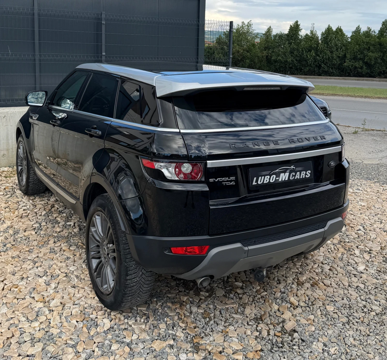 Land Rover Range Rover Evoque 2.2TD4* PRESTIGE* FULL* ТОП* , снимка 5 - Автомобили и джипове - 54797510