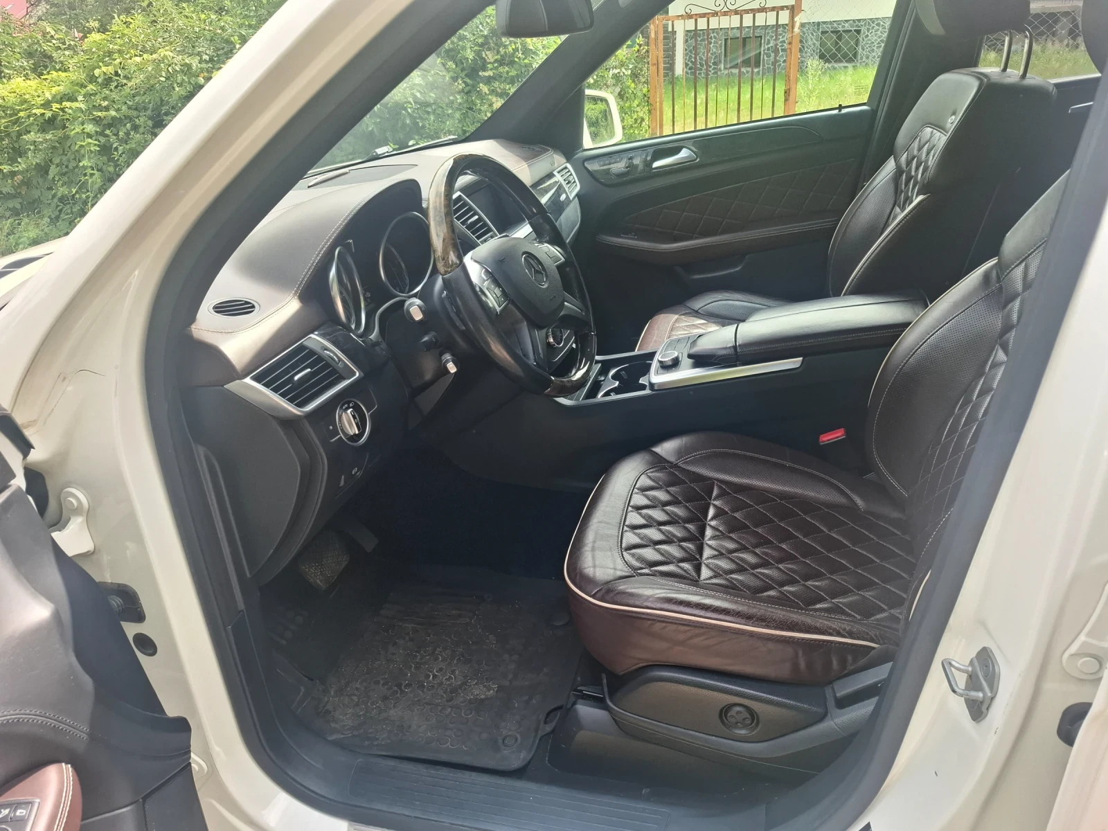 Mercedes-Benz ML 350 Блутек 4 матик, снимка 9 - Автомобили и джипове - 55024164