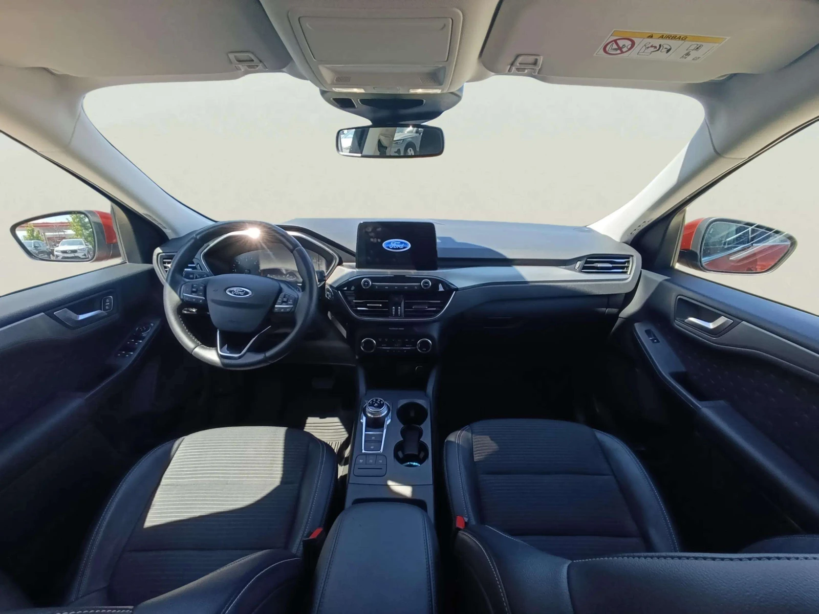 Ford Kuga 1.5, снимка 11 - Автомобили и джипове - 55566030