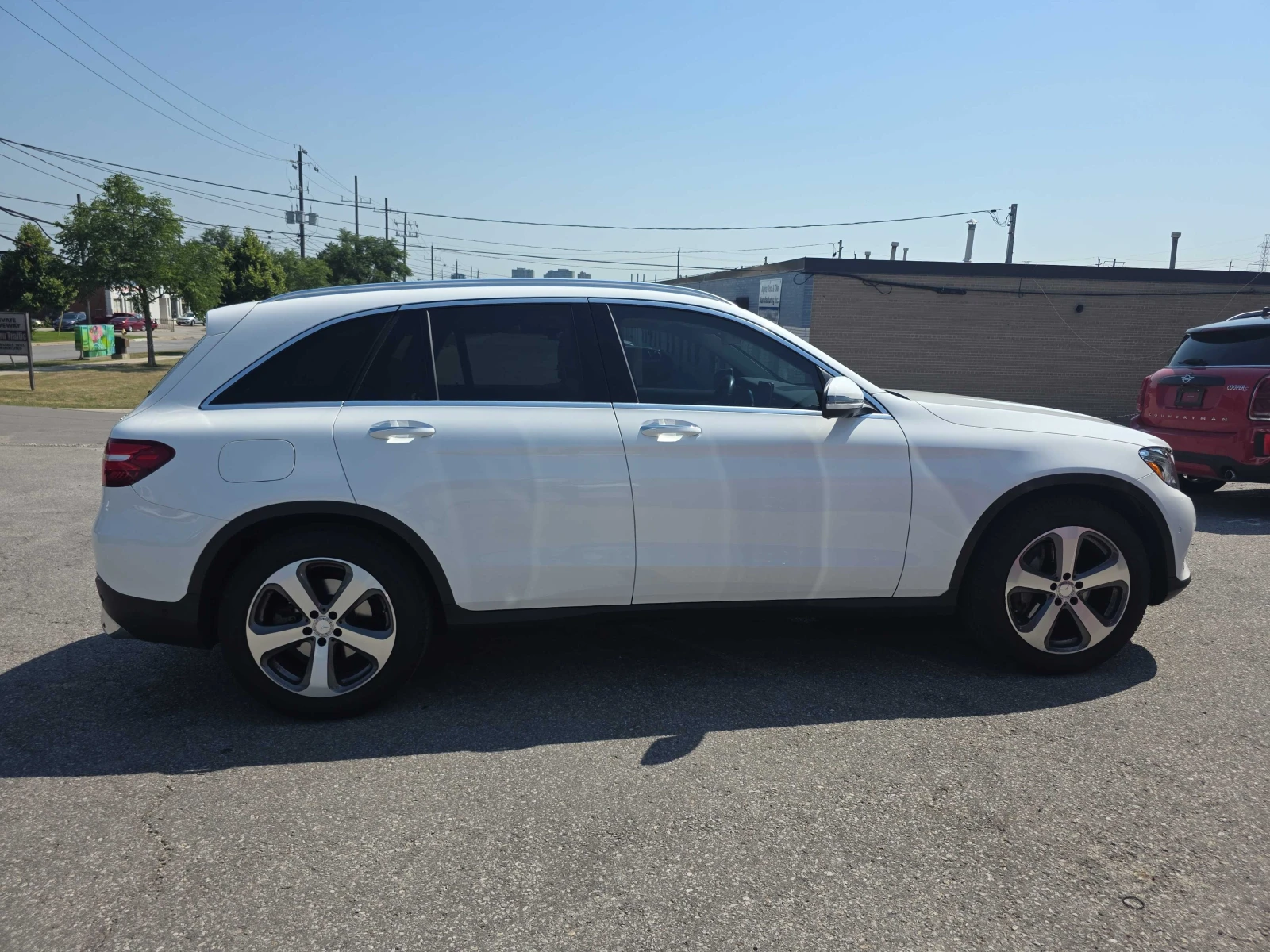 Mercedes-Benz GLC 300, снимка 3 - Автомобили и джипове - 55702778