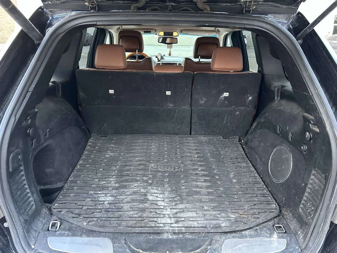 Jeep Grand cherokee * Overland * АВТОКРЕДИТ БЕЗ ПЪРВОНАЧАЛНА ВНОСКА* , снимка 16 - Автомобили и джипове - 55736790