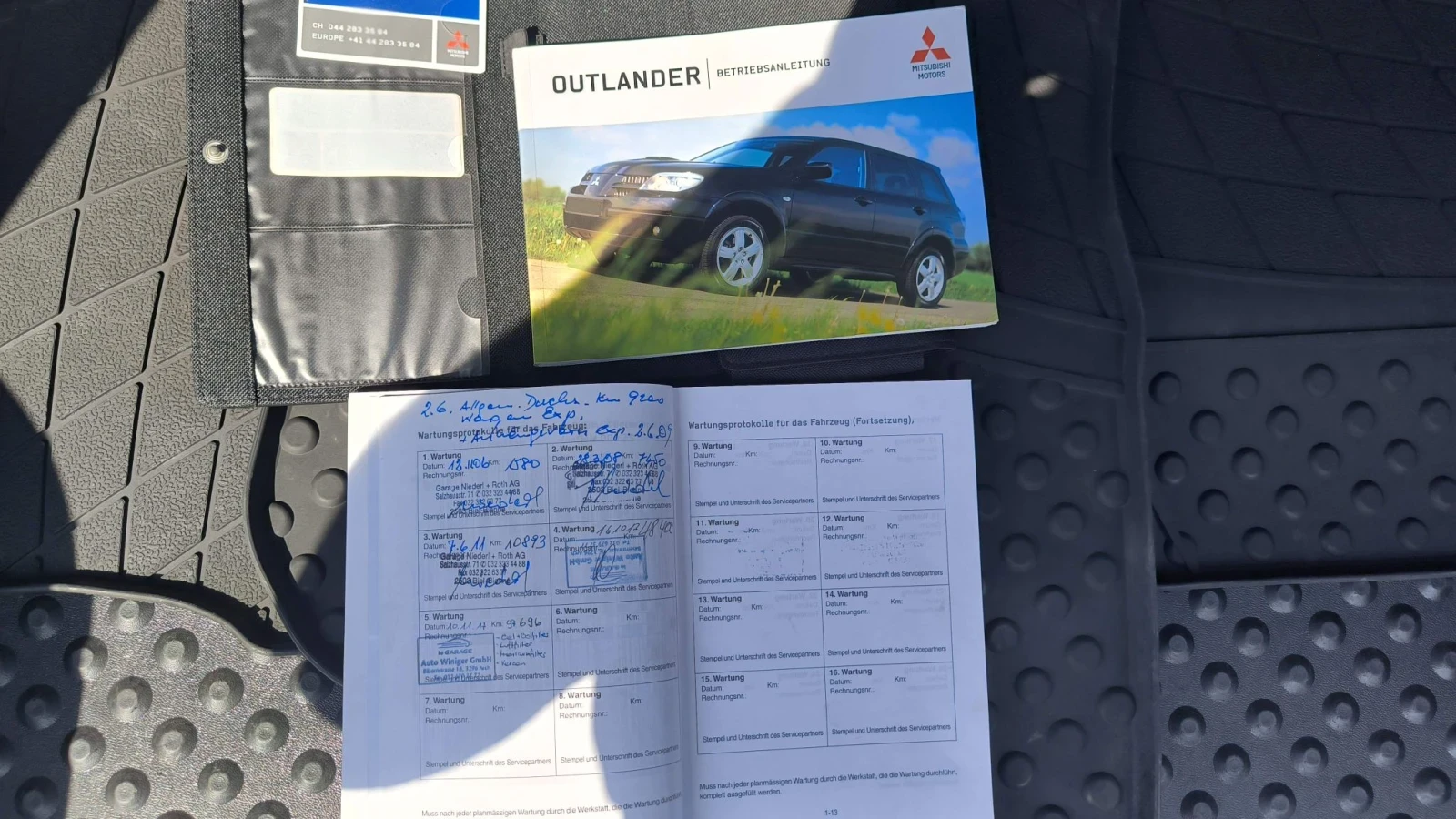 Mitsubishi Outlander 2.4i automatic , снимка 13 - Автомобили и джипове - 55958324