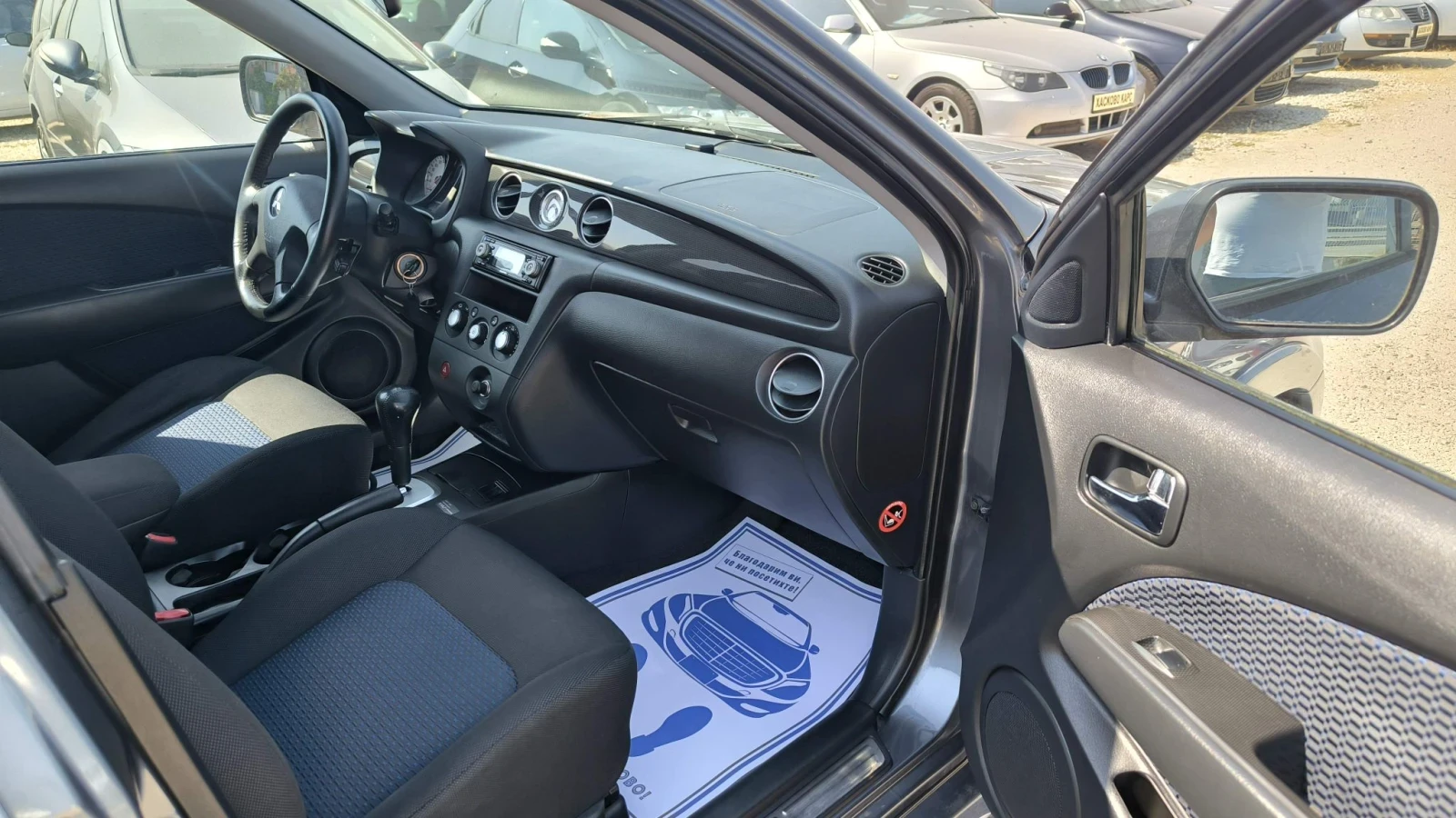 Mitsubishi Outlander 2.4i automatic , снимка 7 - Автомобили и джипове - 55958324