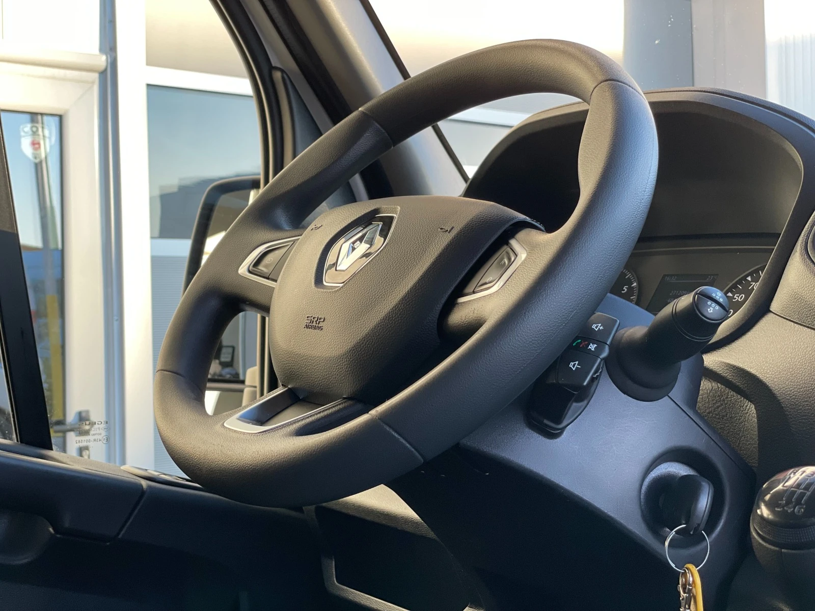 Renault Master   Euro6C | Mobile.bg   13