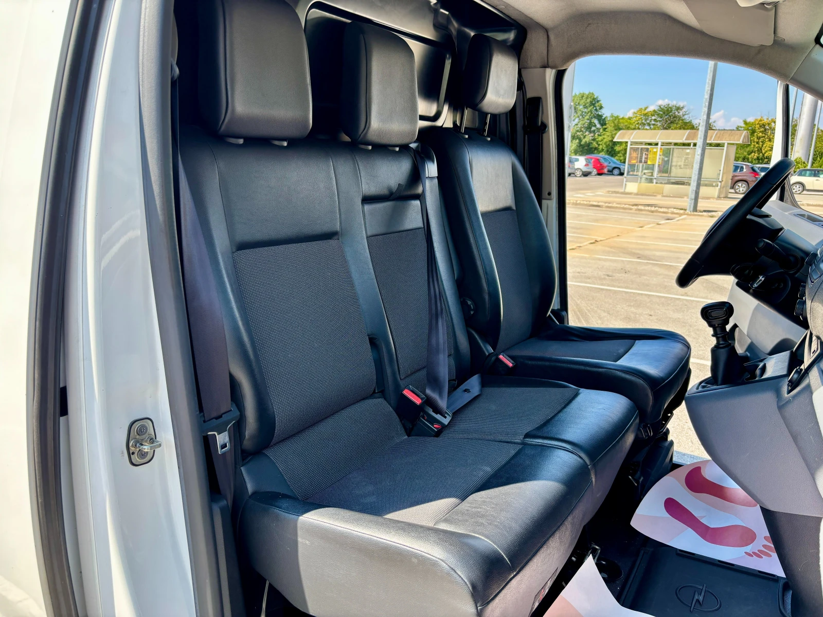 Opel Vivaro 1.5D 102 к.с , снимка 15 - Бусове и автобуси - 55588096