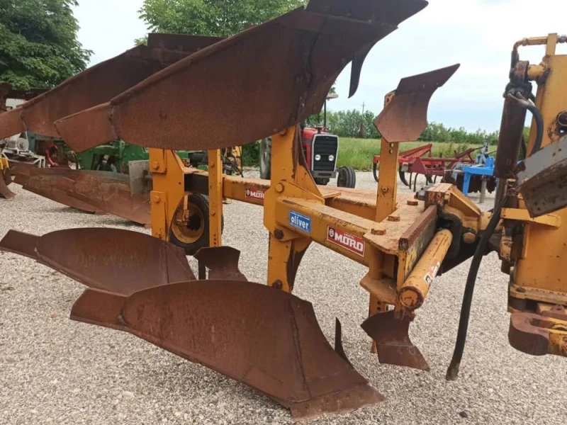 Плуг Друга марка дълбока оран - риголвач, снимка 6 - Селскостопанска техника - 52451091