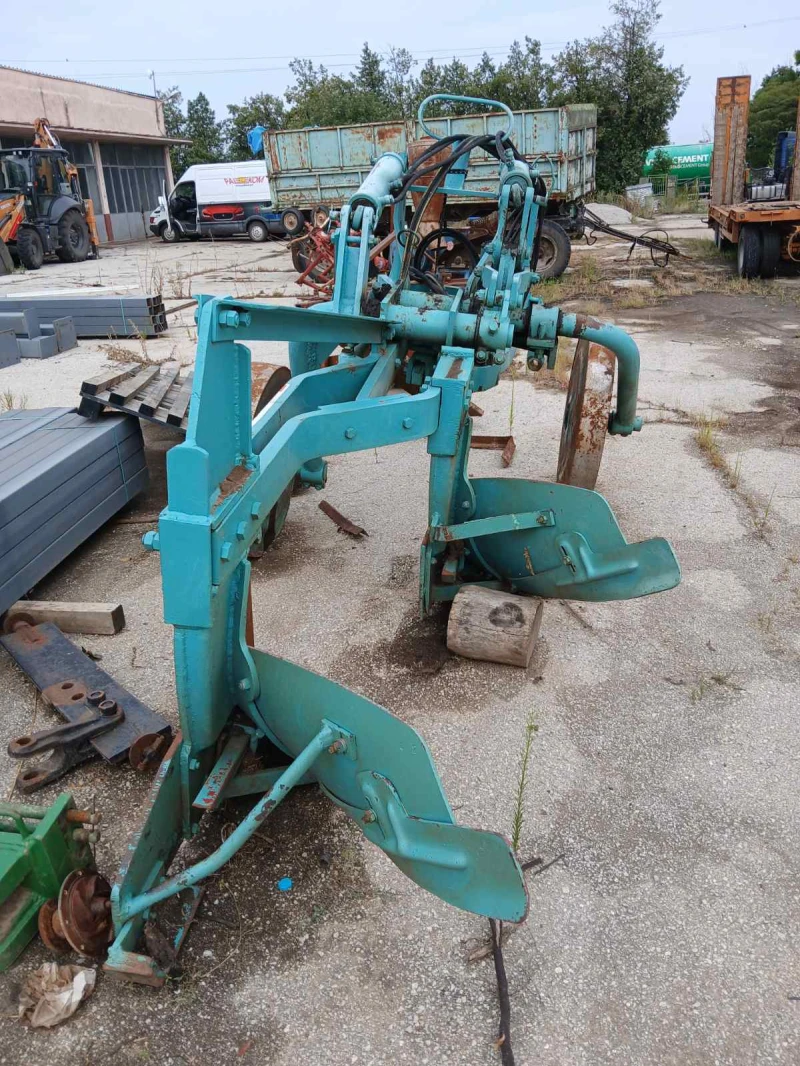 Плуг Друга марка дълбока оран - риголвач, снимка 5 - Селскостопанска техника - 52451091