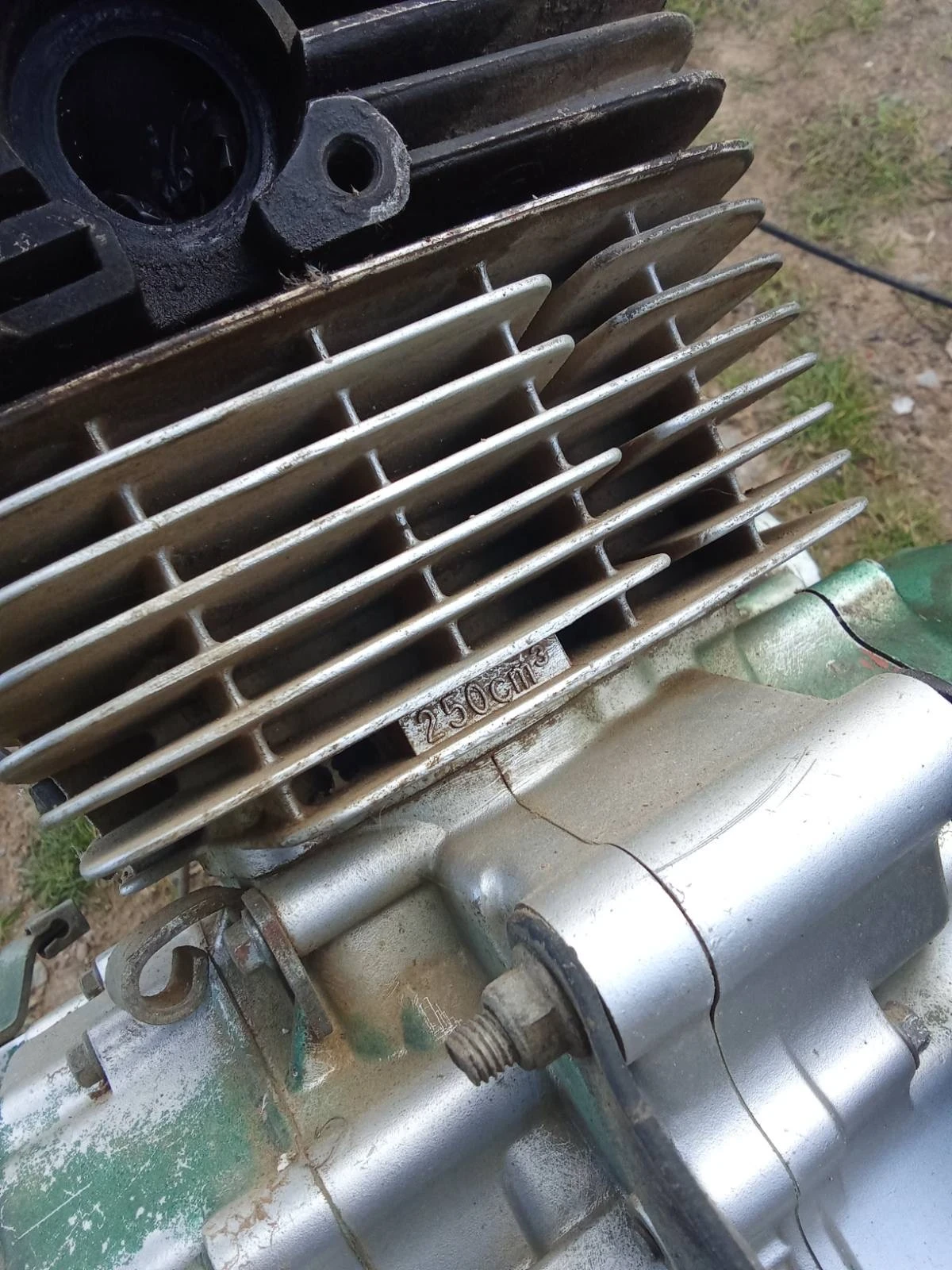 �������� �� ��� 250 | Mobile.bg � ����������� 4