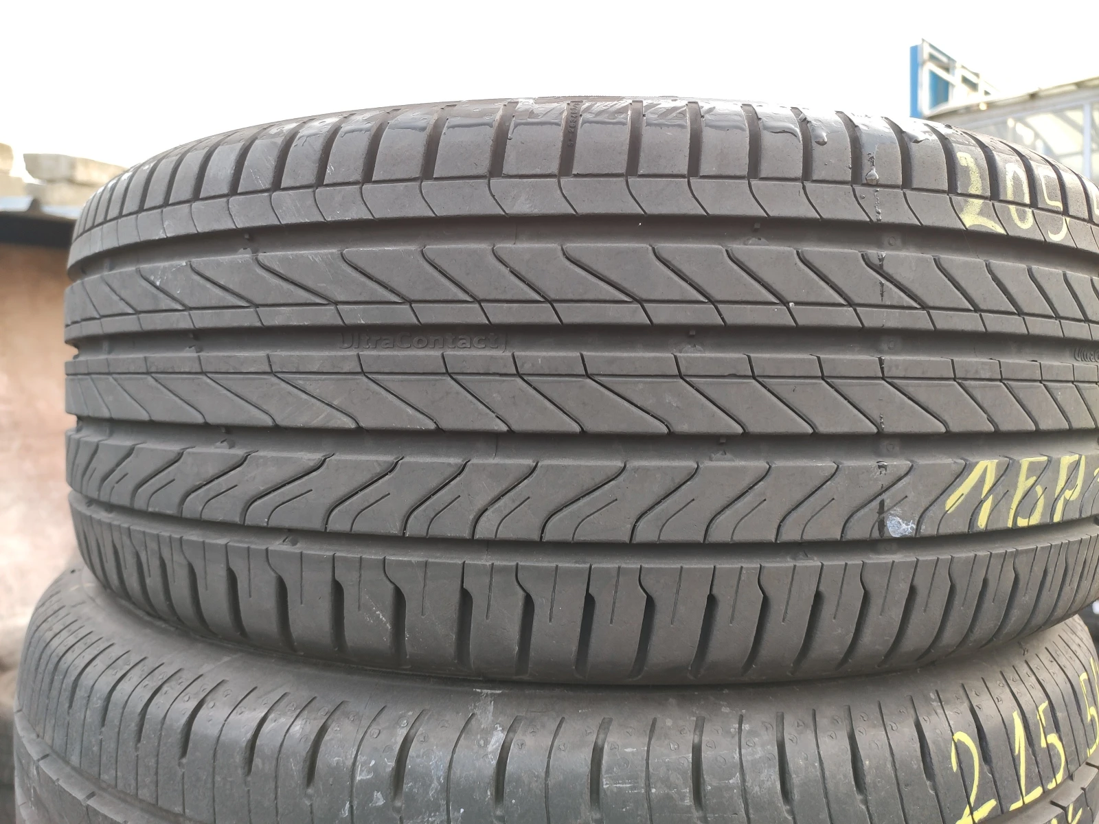 Гуми Летни 205/45R17, снимка 3 - Гуми и джанти - 54635207