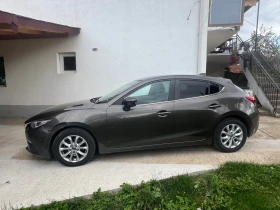 Mazda 3, снимка 1